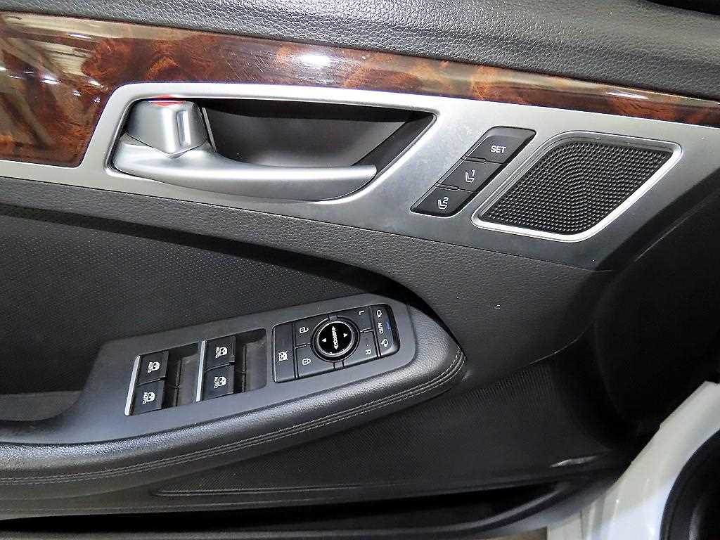 HYUNDAI Genesis 2016 Blanco - Importación desde Corea - HF Imports Iquique - Foto 13