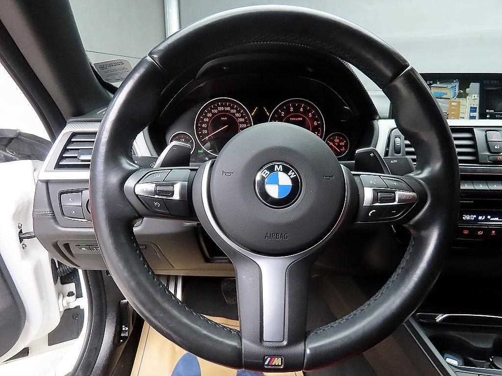 BMW 4 Series - Vista 9