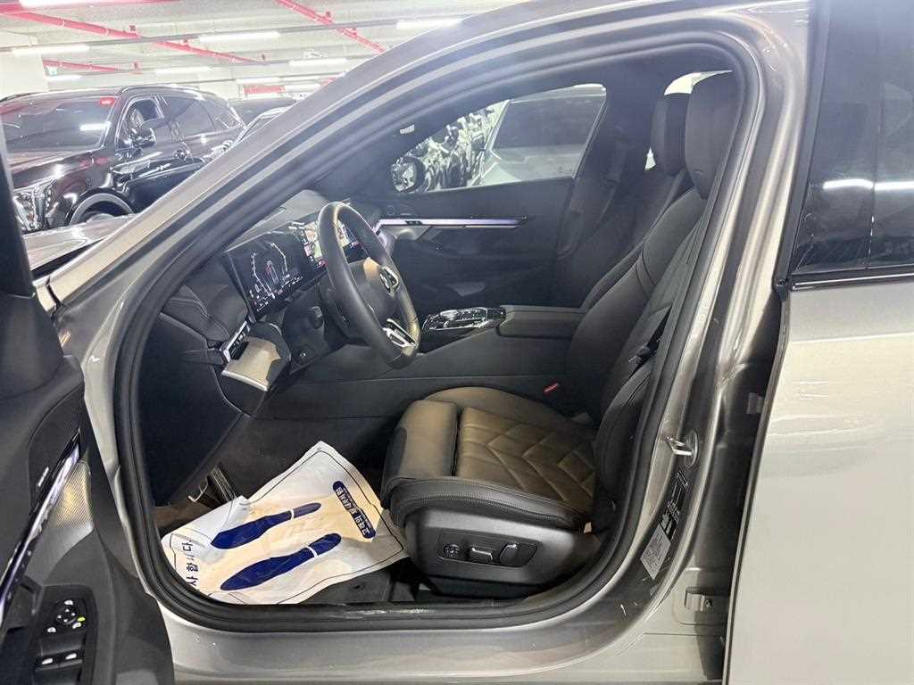 BMW 5 Series 2025 Gris - Importación desde Corea - HF Imports Iquique - Foto 15