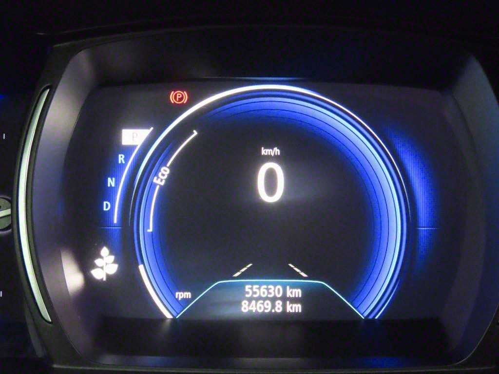 SAMSUNG QM6 - Vista 8