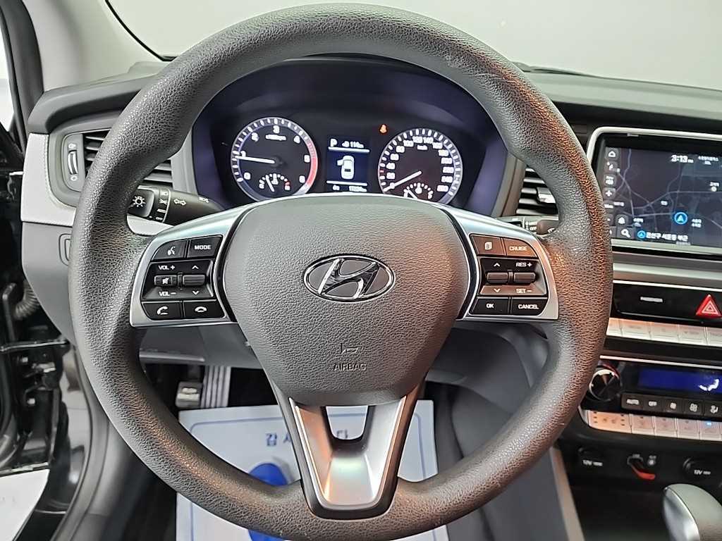 HYUNDAI Sonata - Vista 9