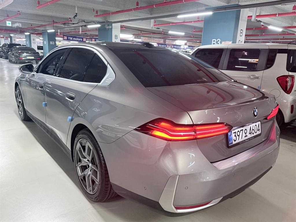 BMW 5 Series - Vista 6