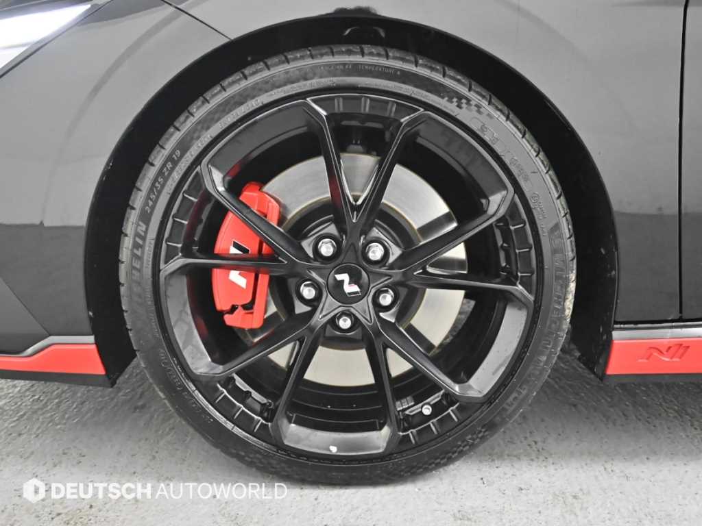 HYUNDAI Avante - Vista 5