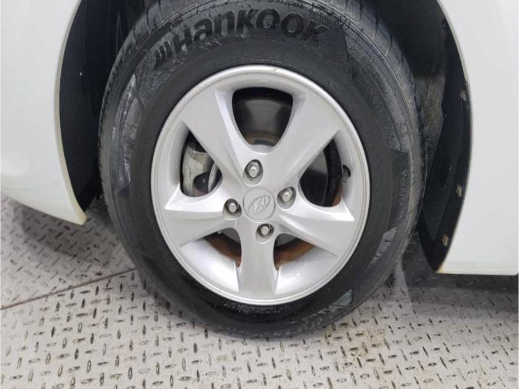 HYUNDAI Accent 2015 - Importación desde Corea - HF Imports Iquique - Foto 14