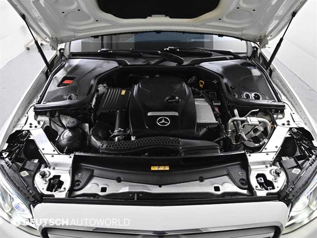 Mercedes Benz E class - Vista 6