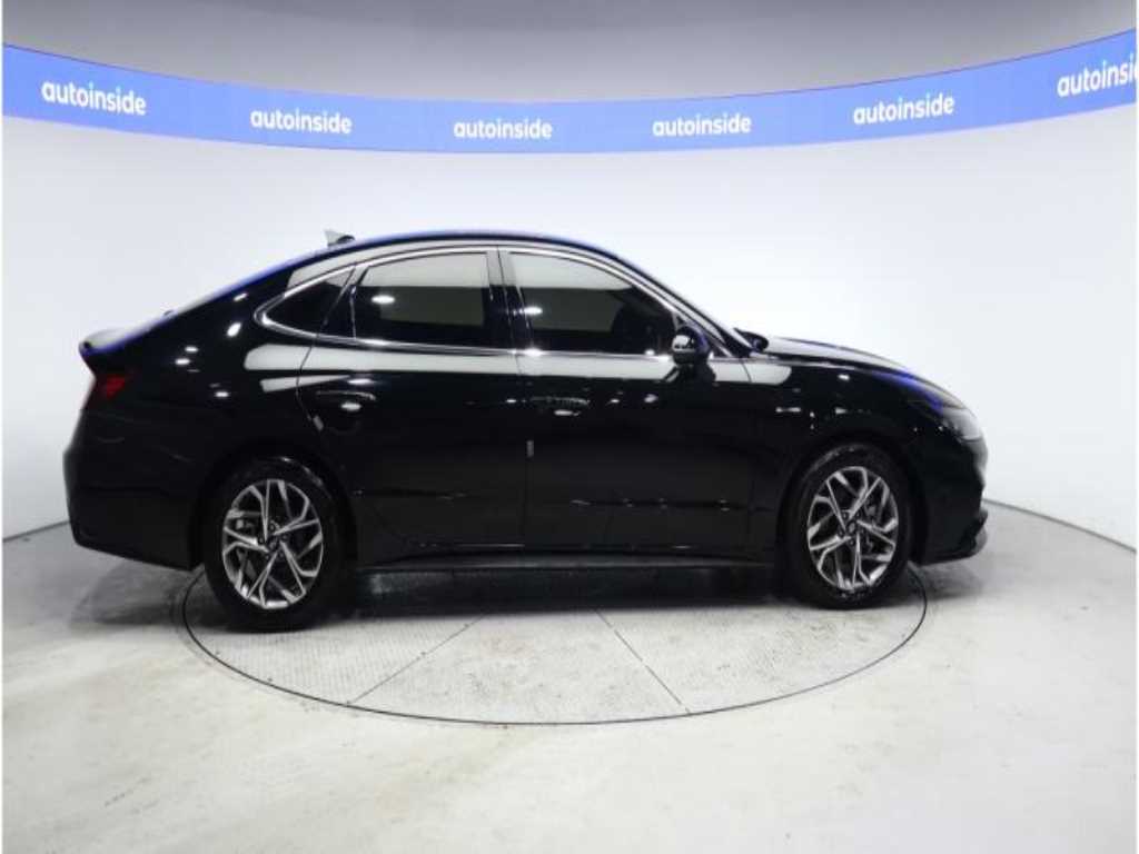 HYUNDAI Sonata - Vista 4