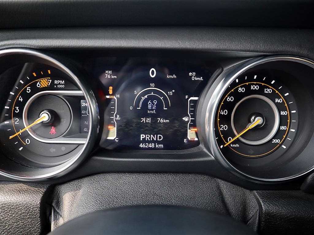 Jeep Wrangler - Vista 9