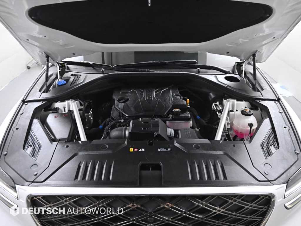 Genesis GV70 - Vista 6