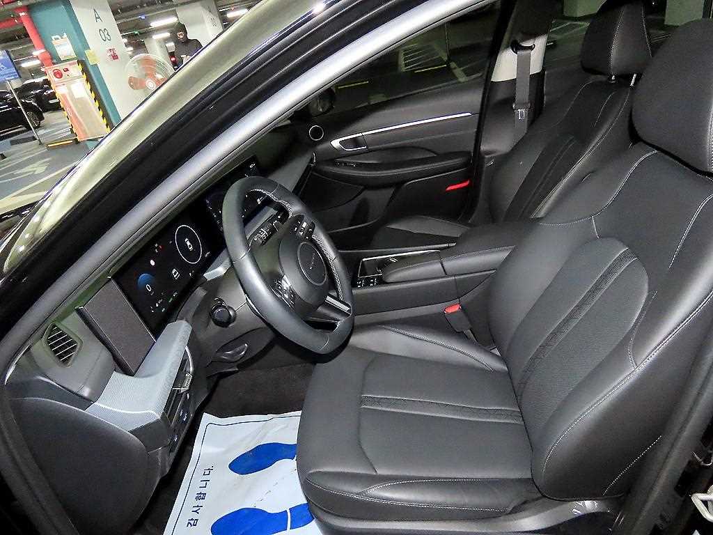 HYUNDAI Sonata - Vista 6