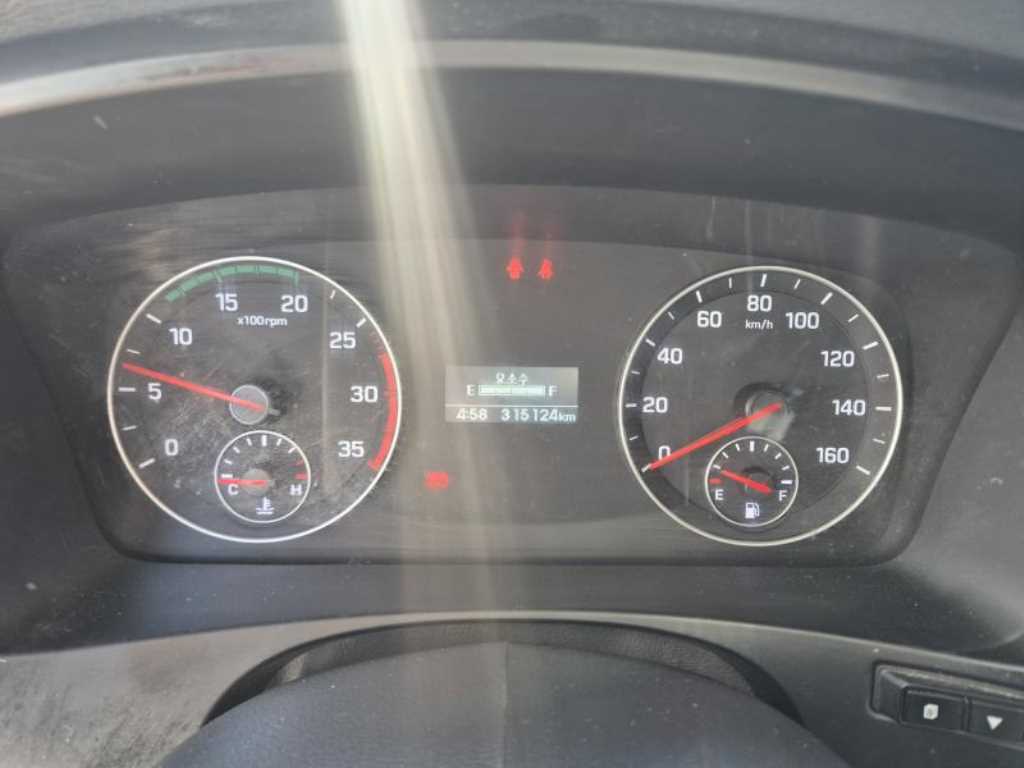 medium and large cargo truck 2019 Blanco - Importación desde Corea - HF Imports Iquique - Foto 14