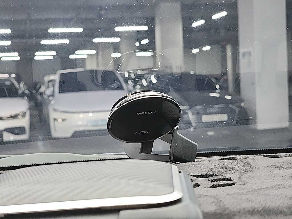 Chevrolet Travers 2020 Negro - Importación desde Corea - HF Imports Iquique - Foto 18