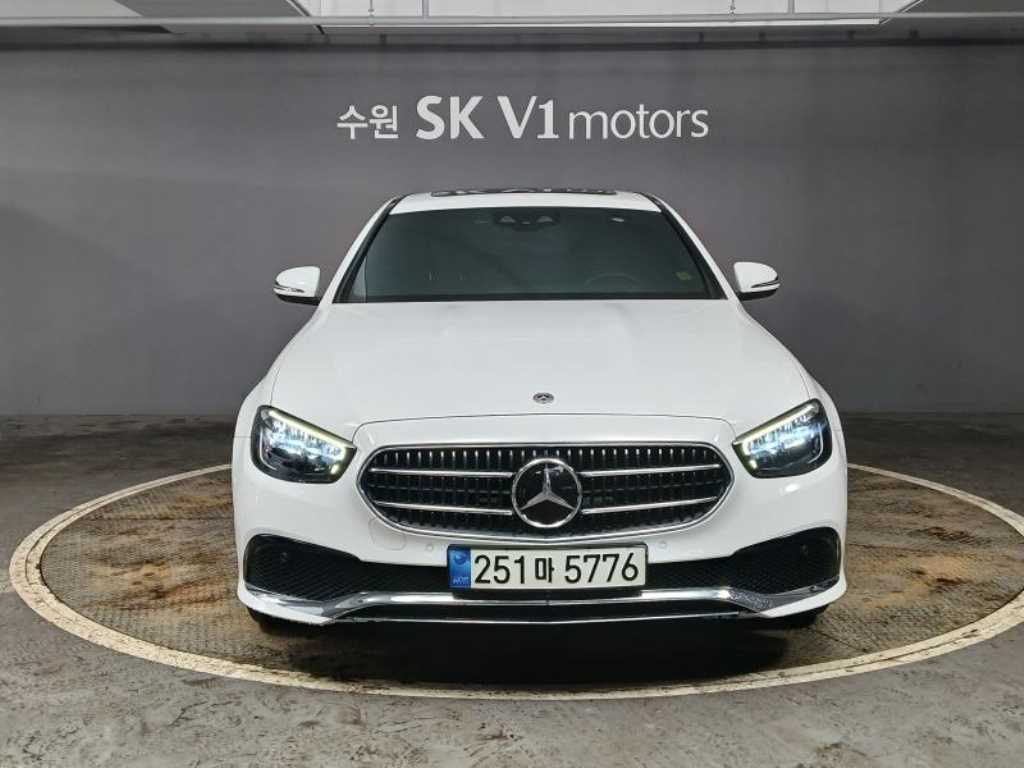 Mercedes Benz E class 2021 Blanco - Importación desde Corea - HF Imports Iquique - Foto 1