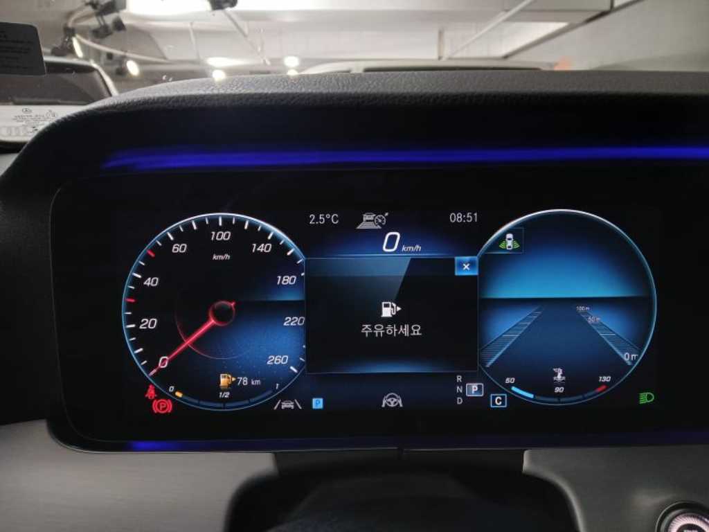 Mercedes Benz E class - Vista 8