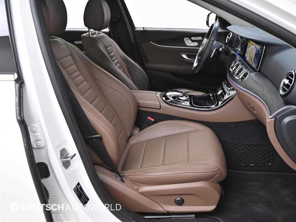 Mercedes Benz E class - Vista 10