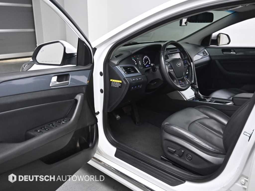 HYUNDAI Sonata - Vista 11