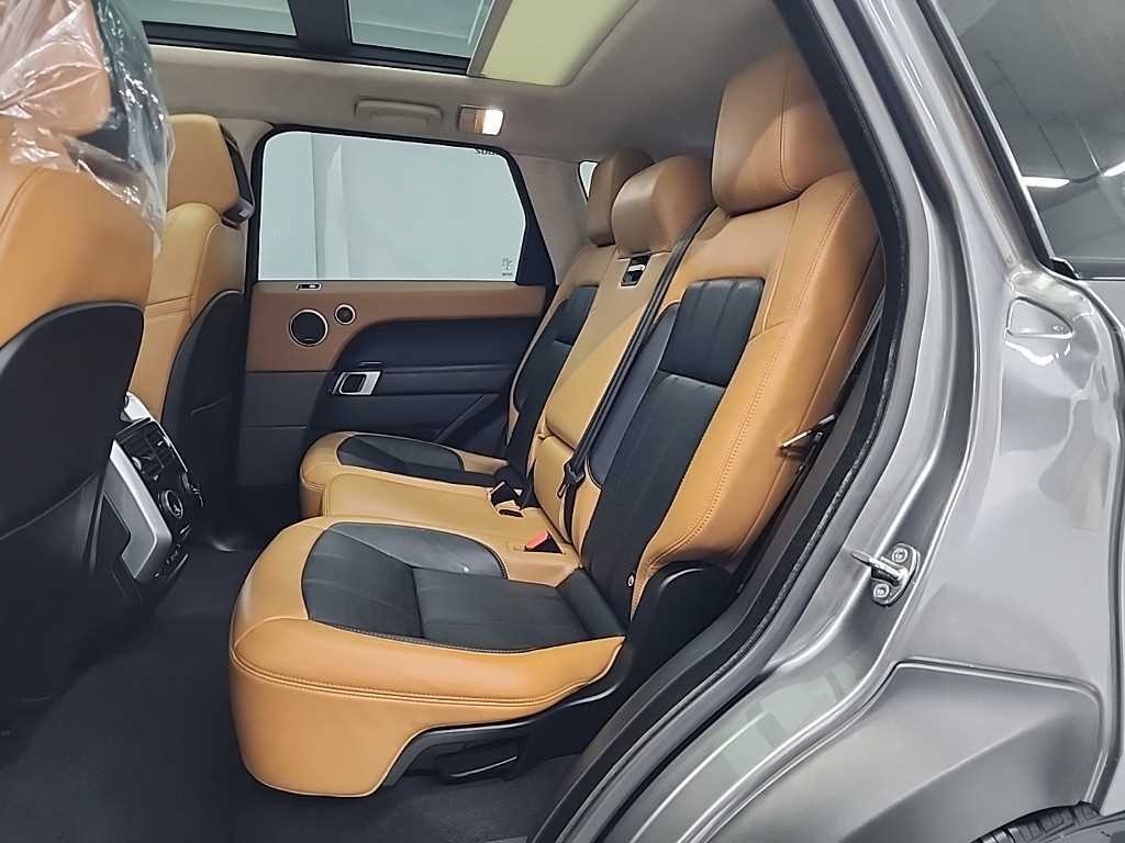 Land Rover Range Rover Sports - Vista 12