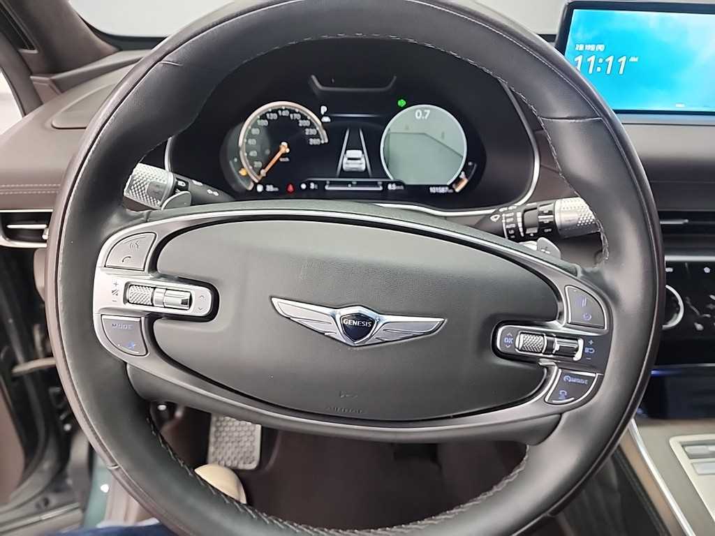 Genesis GV80 - Vista 9