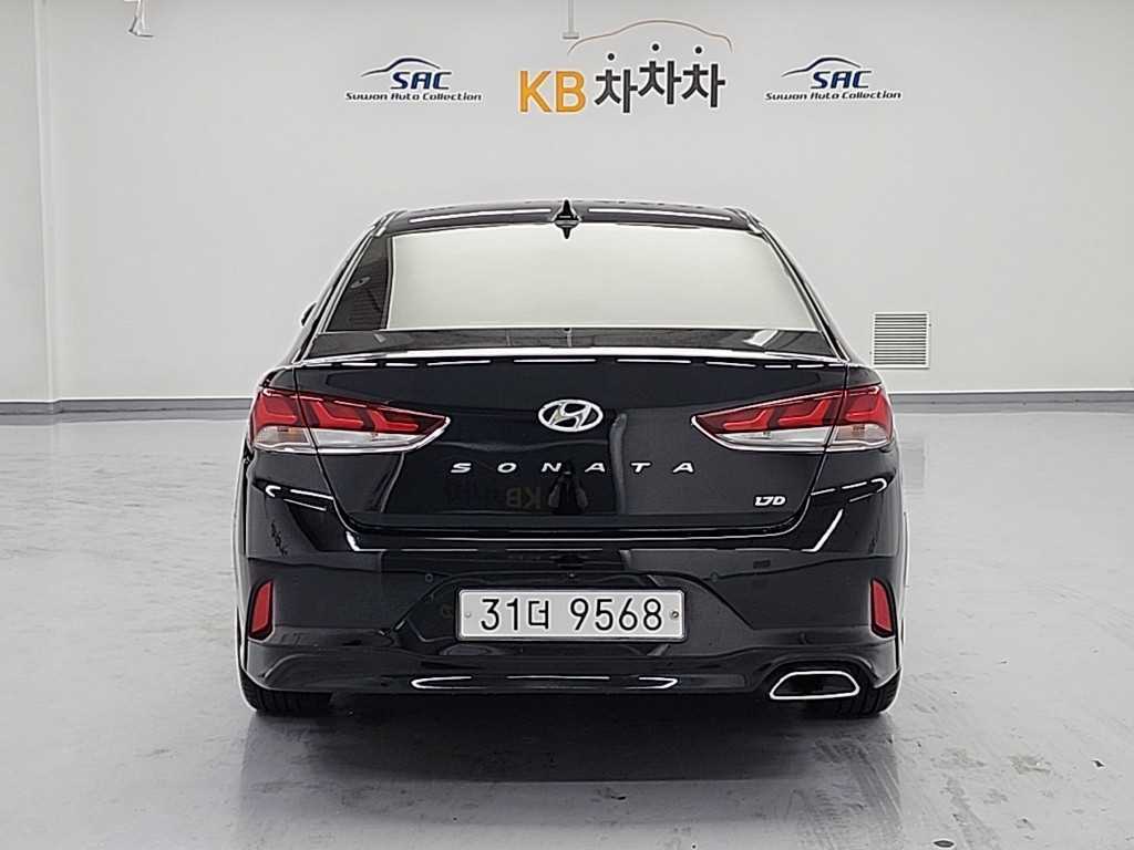 HYUNDAI Sonata - Vista 3