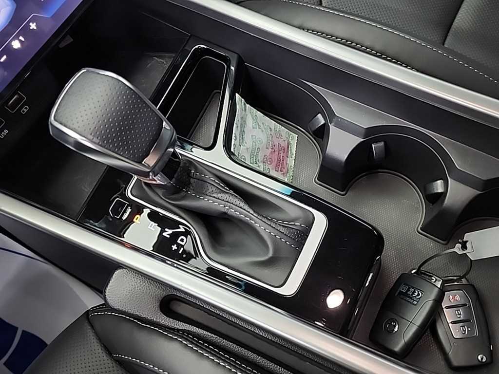 Ssangyong Torres - Vista 8