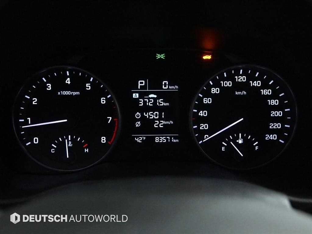 HYUNDAI Avante - Vista 8