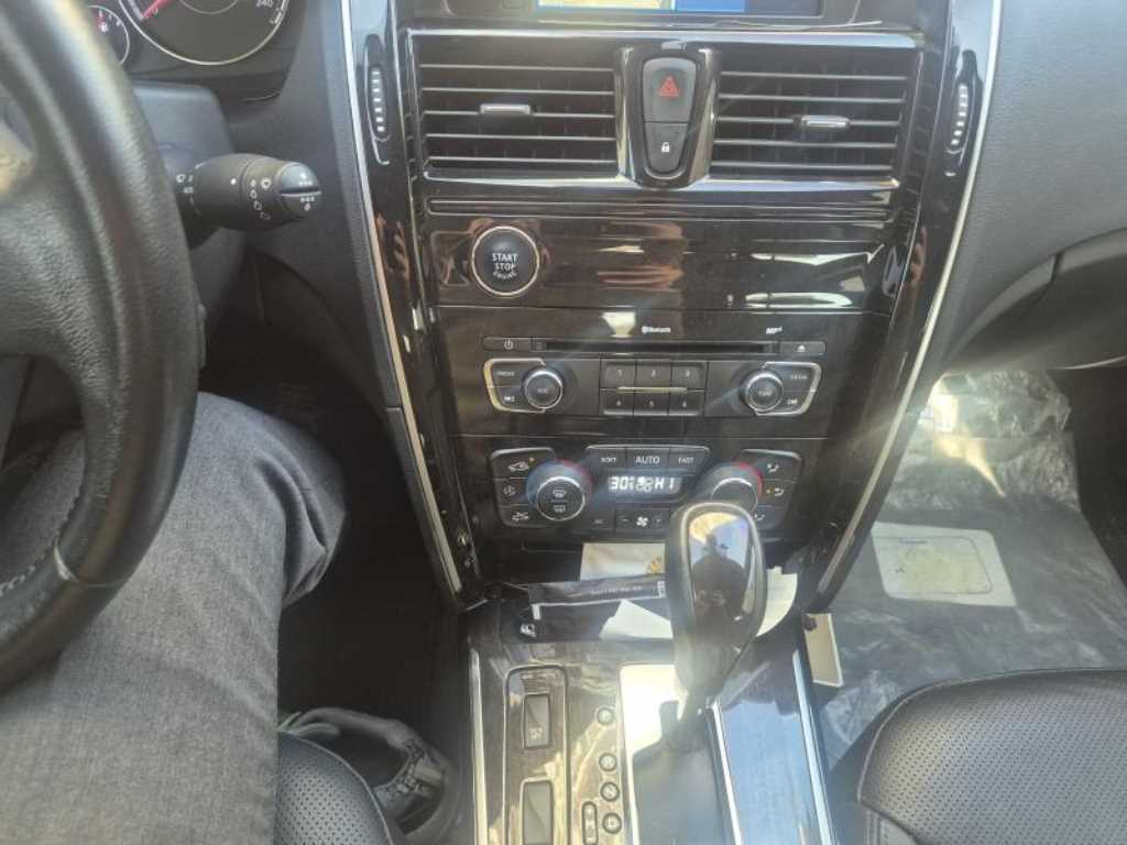 SAMSUNG SM7 - Vista 8