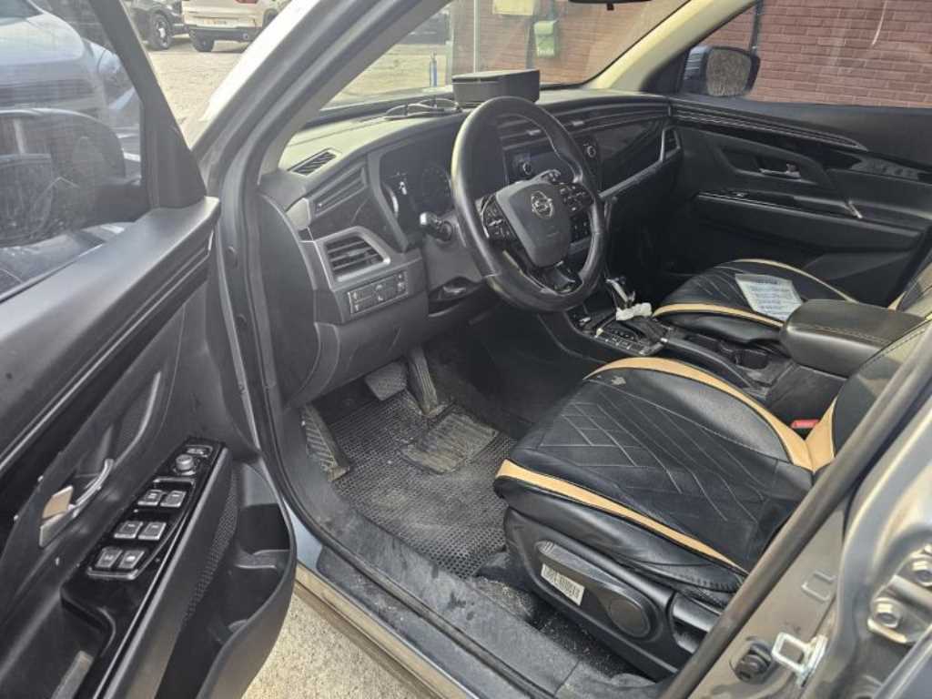 Ssangyong Korando - Vista 8