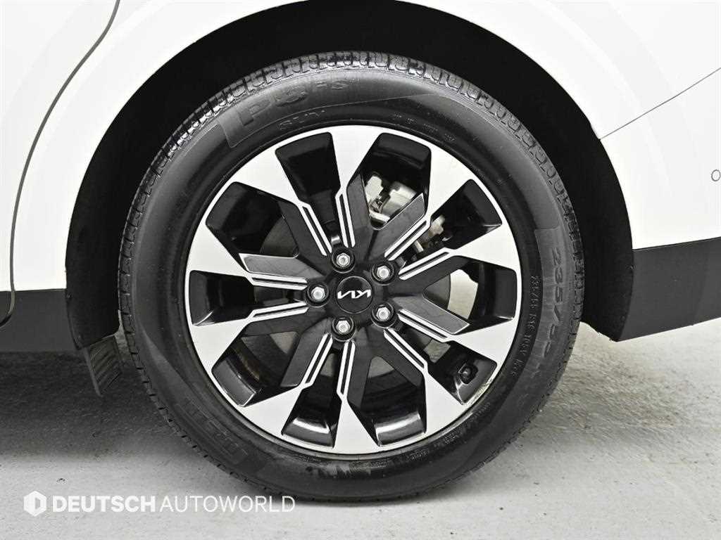 KIA Carnival - Vista 6