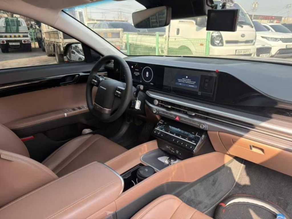 HYUNDAI Grandeur - Vista 5