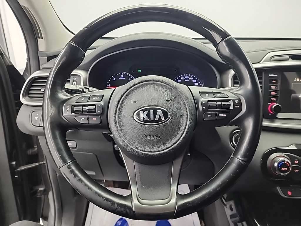 KIA Sorento - Vista 9