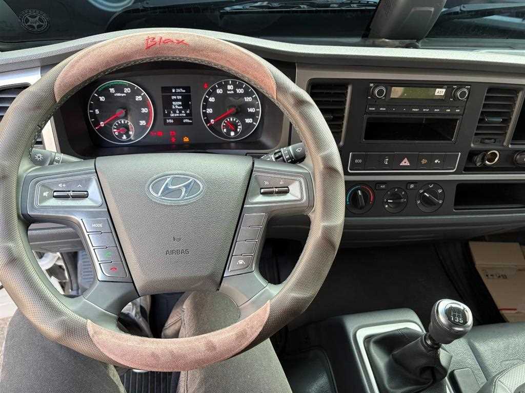 medium and large cargo Cargo - Vista 12