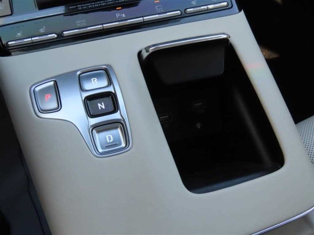 HYUNDAI Grandeur - Vista 6