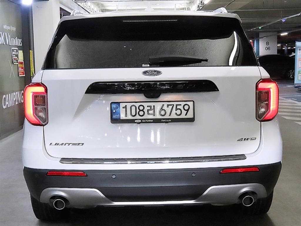 Ford Explorer - Vista 5