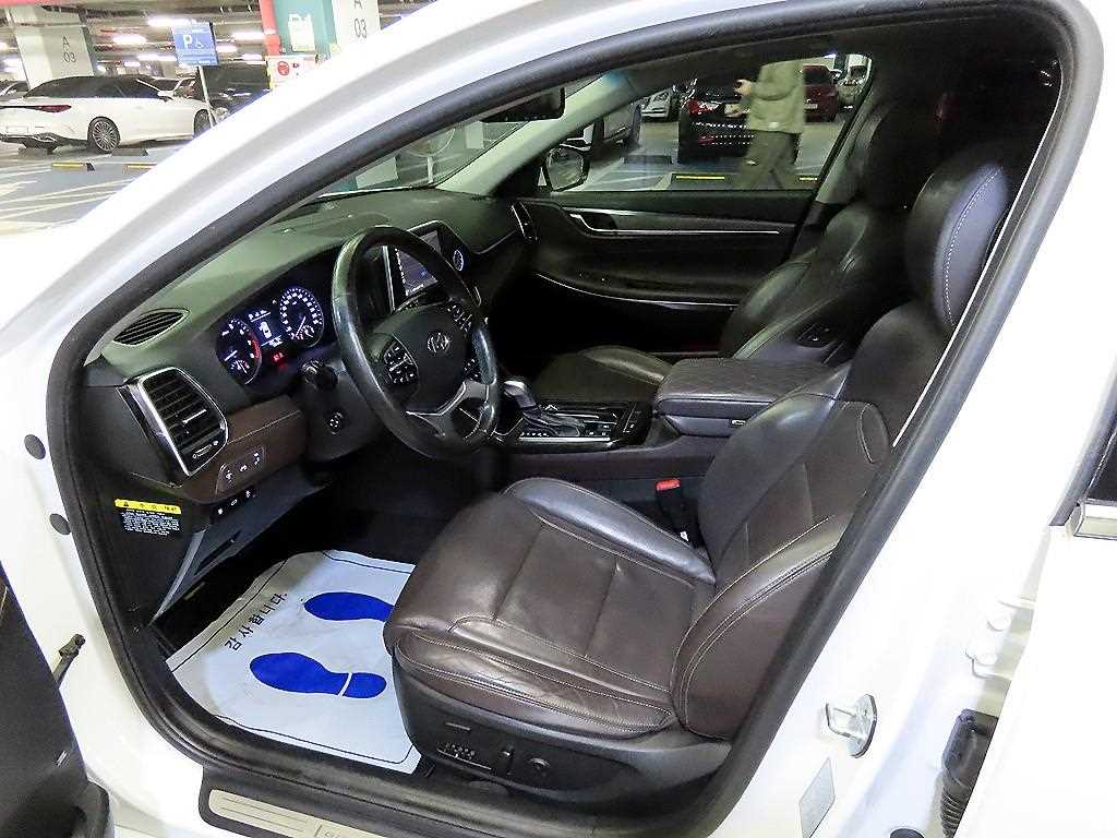 HYUNDAI Grandeur - Vista 6