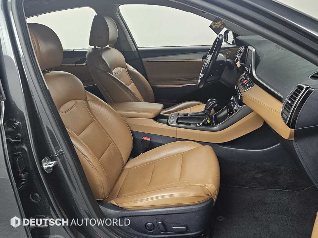 HYUNDAI Grandeur - Vista 10