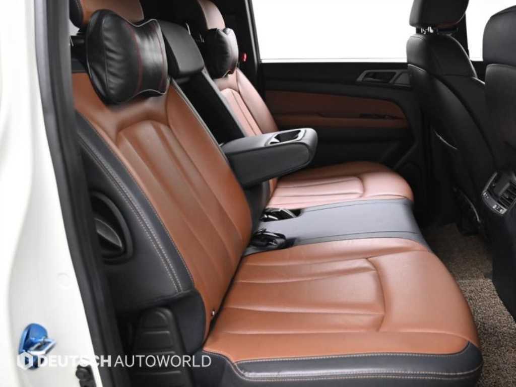 Ssangyong Rexton - Vista 12