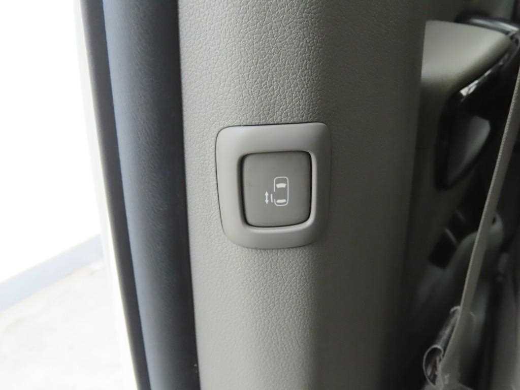 KIA Carnival 2015 - Importación desde Corea - HF Imports Iquique - Foto 15