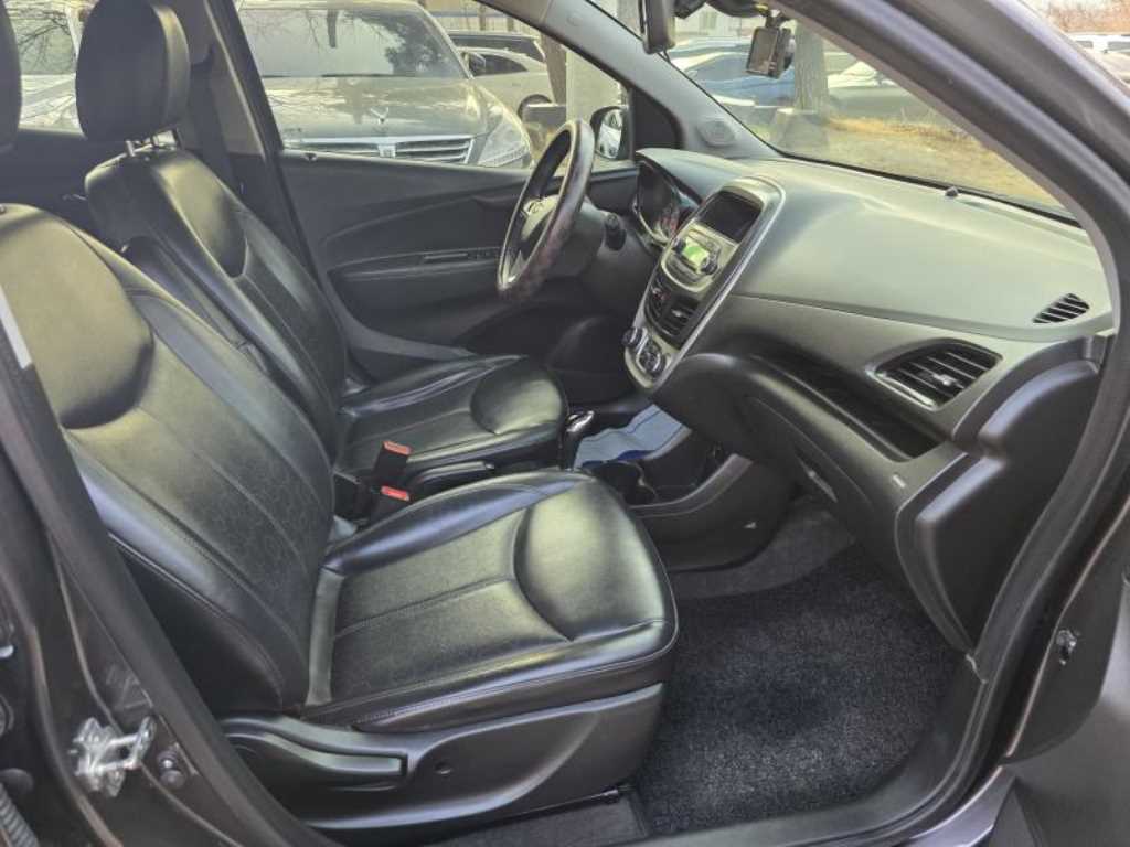 Chevrolet Spark - Vista 10