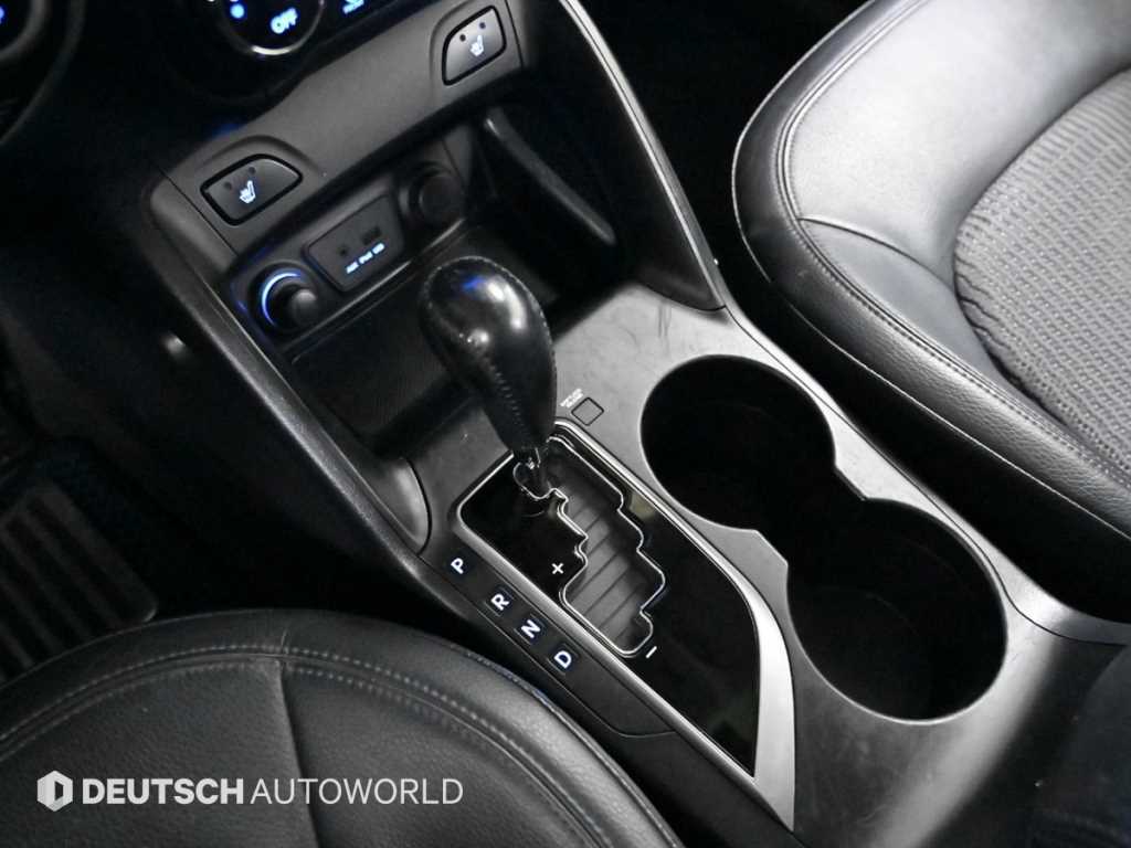 HYUNDAI Tucson - Vista 9