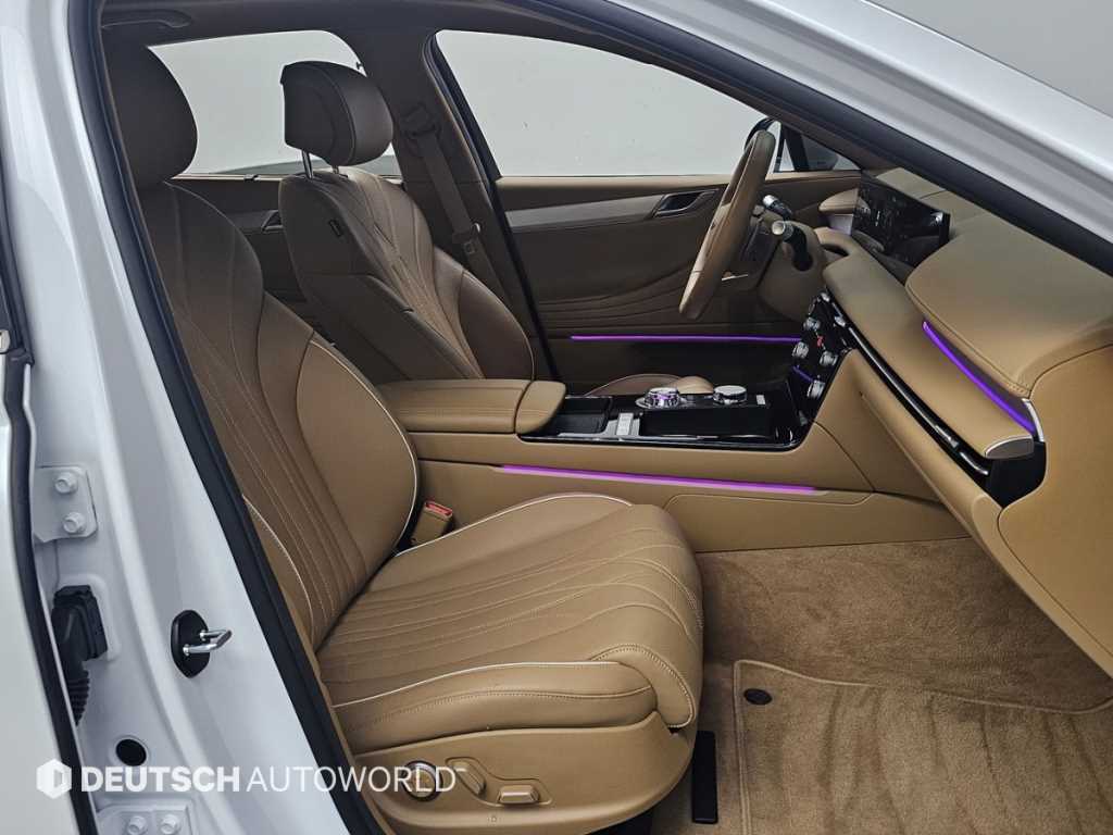 Genesis G80 - Vista 10