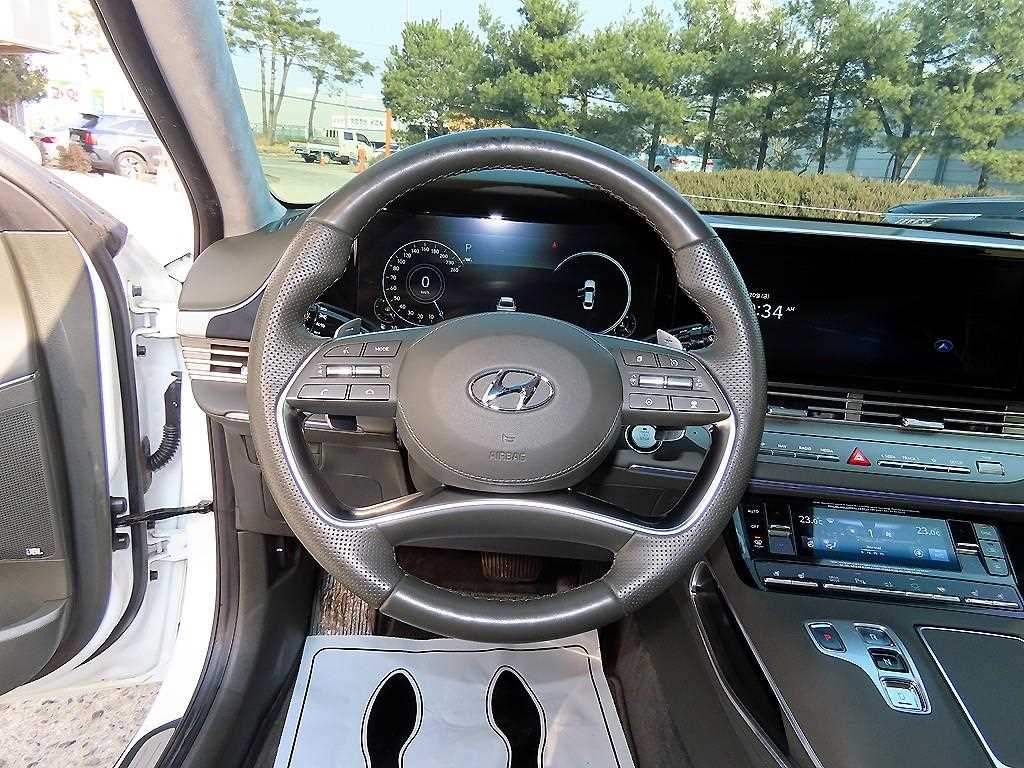 HYUNDAI Grandeur - Vista 8