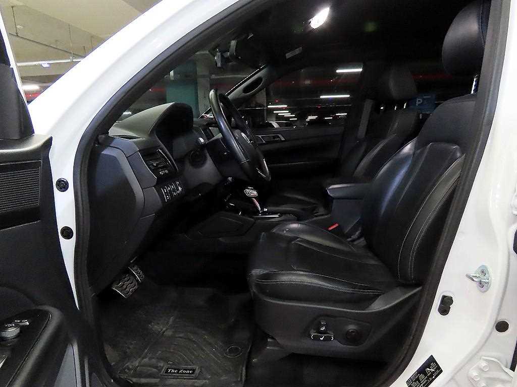 Ssangyong Rexton - Vista 6