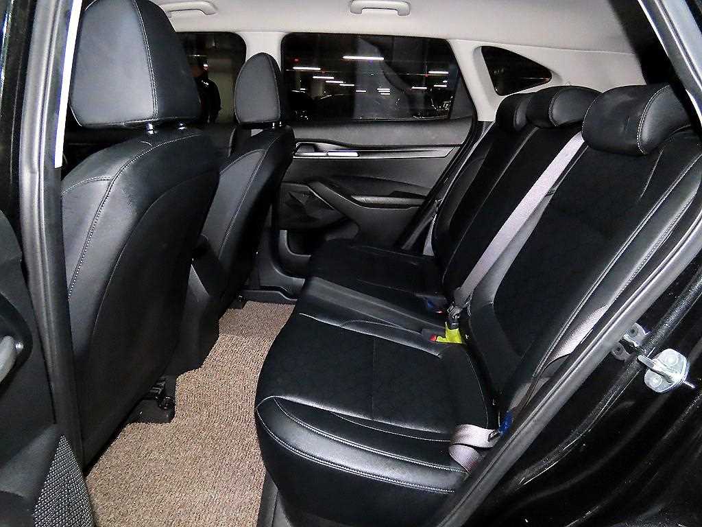 KIA Seltos - Vista 7