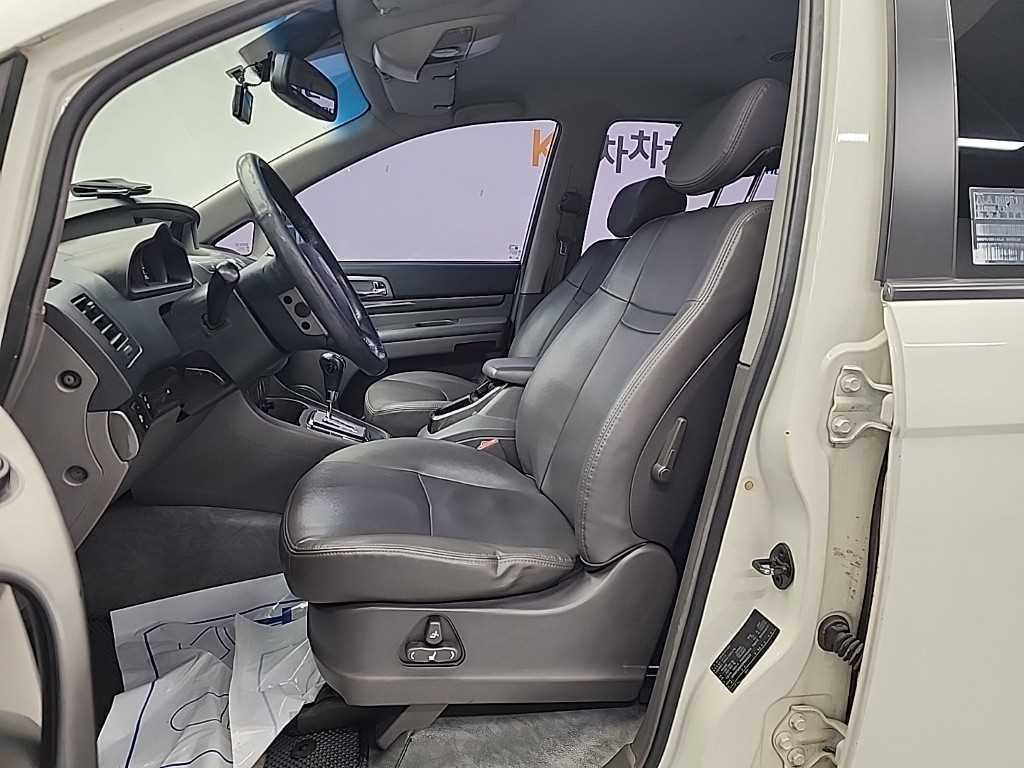 Ssangyong Korando - Vista 11