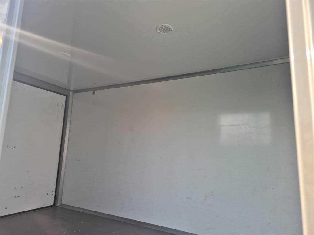 Small Truck tower_built-in tower - Vista 9