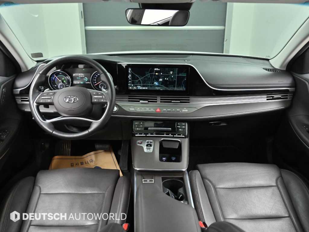 HYUNDAI Grandeur - Vista 7