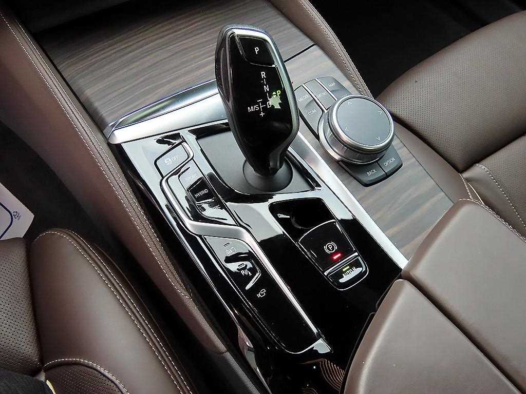 BMW 5 Series - Vista 11