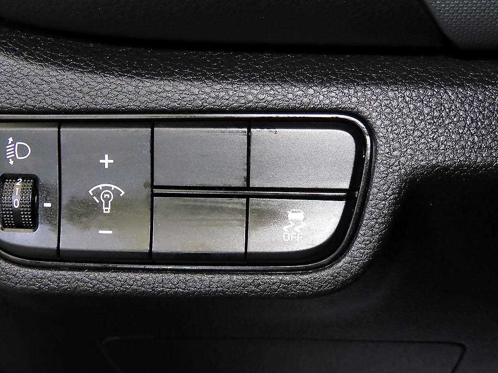 KIA Seltos 2023 Negro - Importación desde Corea - HF Imports Iquique - Foto 14