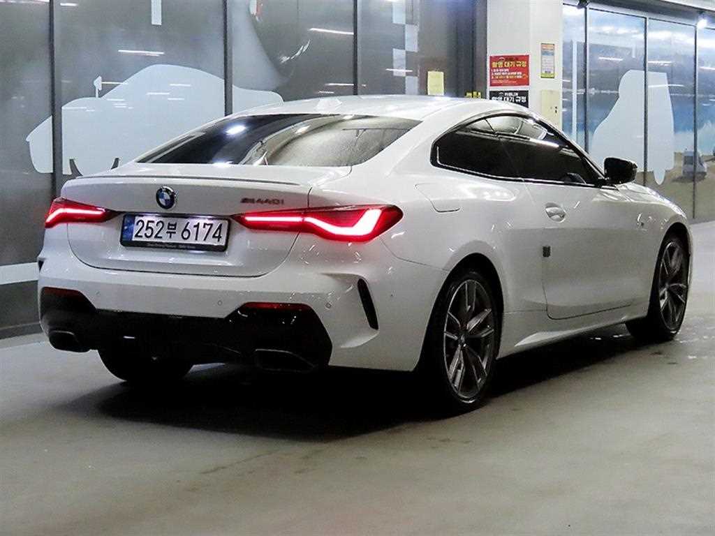BMW 4 Series - Vista 4