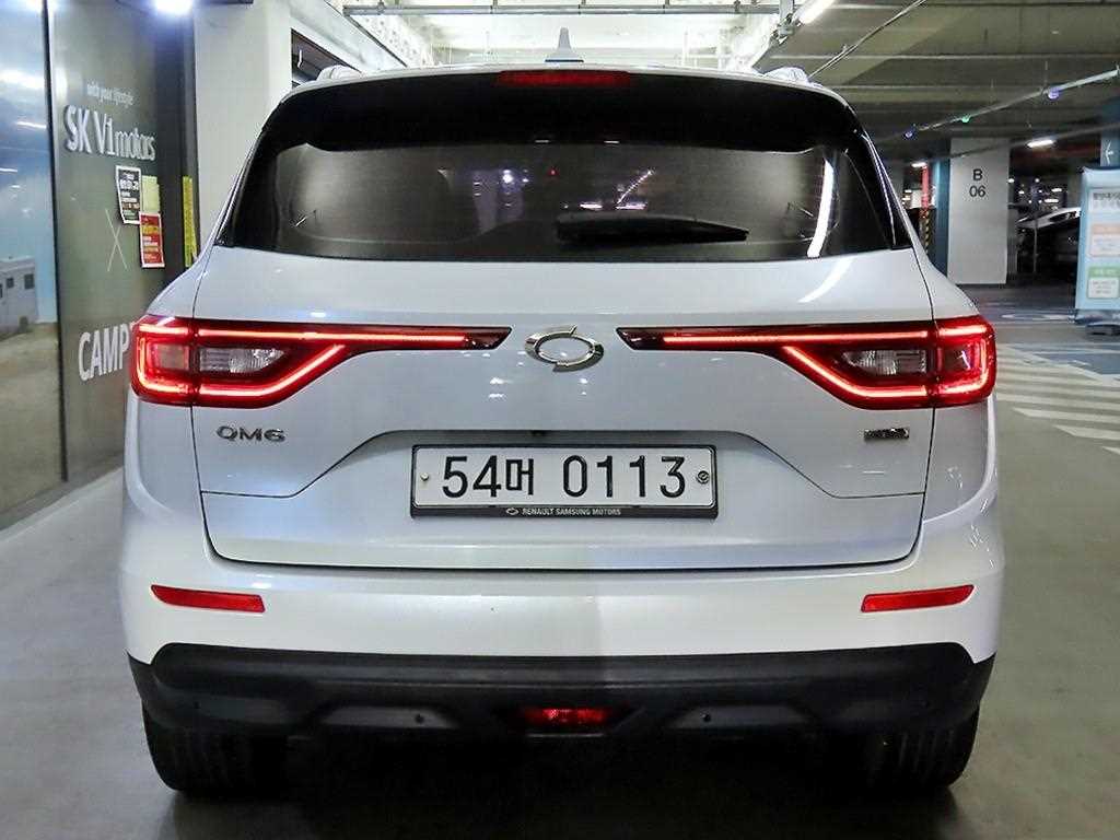 SAMSUNG QM6 - Vista 5