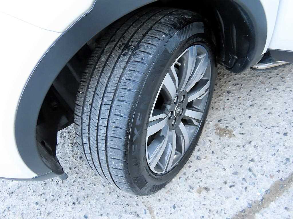 Land Rover Discovery Sports 2018 Blanco - Importación desde Corea - HF Imports Iquique - Foto 20